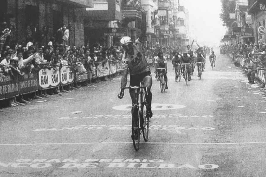 El ciclista Pere Vilardebò, en una de les moltes curses que va participar